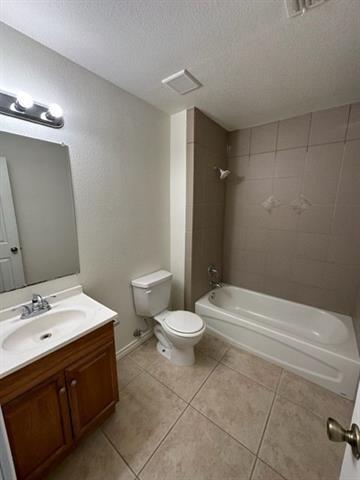 Foto del edificio - 3310 Silver Oaks Dr