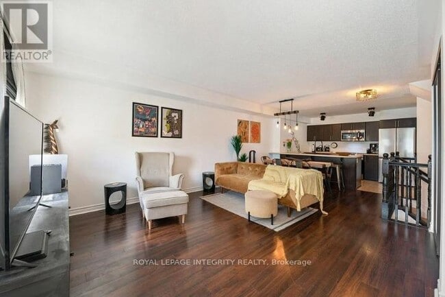 Building Photo - 254 Titanium Private