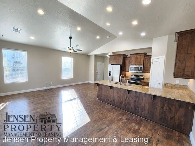 Building Photo - 3 br, 3.5 bath House - 3637 Atlanta Lane