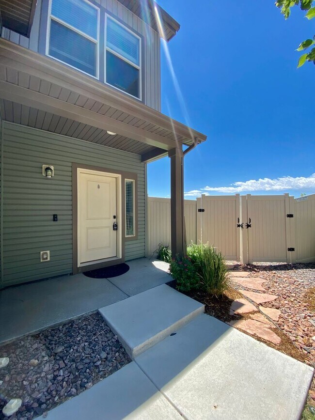 Photo - Banning Lewis Beauty 4 Bed + Loft SFR