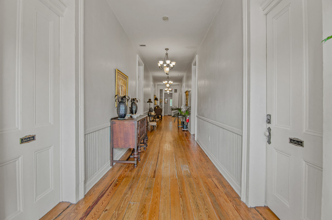 Foto principal - 602 Railroad Ave