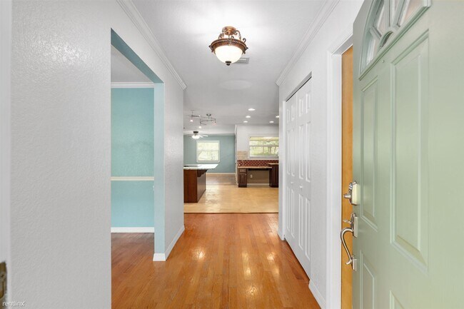 Foto del edificio - 3 br, 2 bath House - 1194 Northeast 155th ...