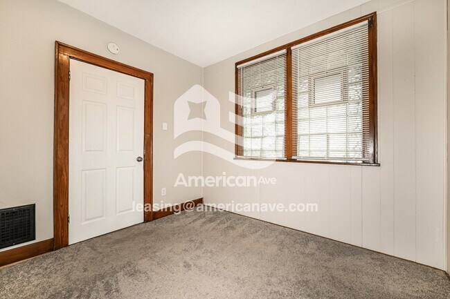 Foto del edificio - 726 Grandview Ave