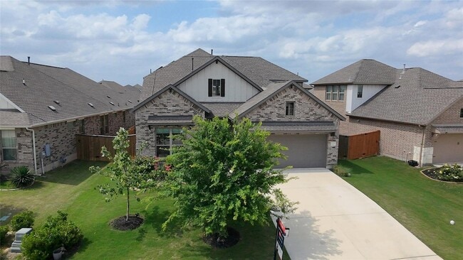 Building Photo - 2233 Santa Isabella Dr