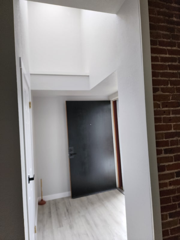 Building Photo - 109 N Kimball Ave