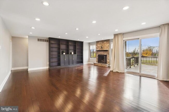 Building Photo - 3404 Honey Run Rd