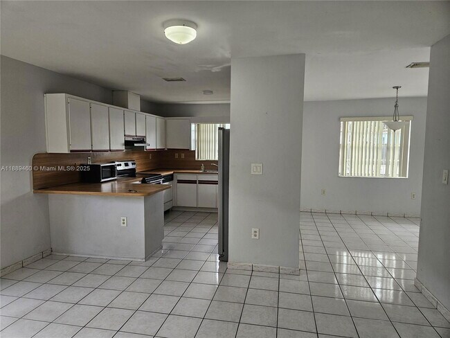 Foto del edificio - 5191 NW 2nd Terrace