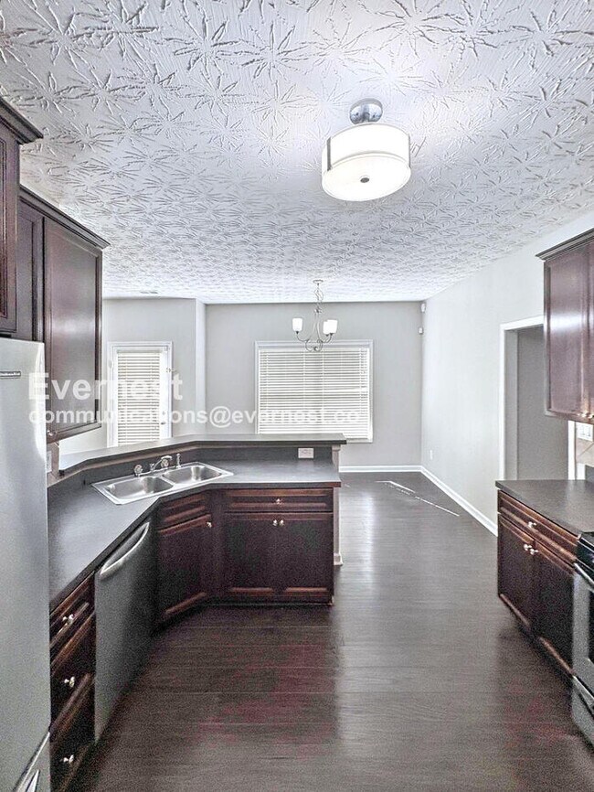 Foto del edificio - 2132 Grant Ave