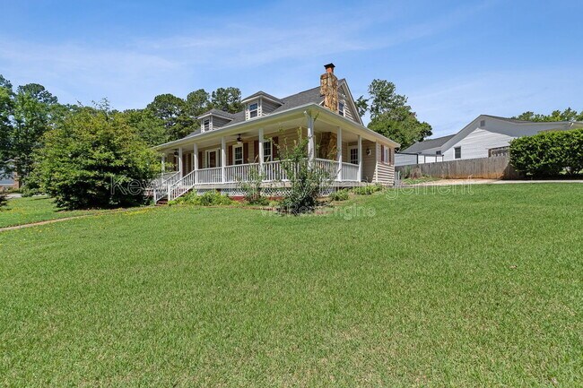 Foto del edificio - 255 Silver Maple Rd