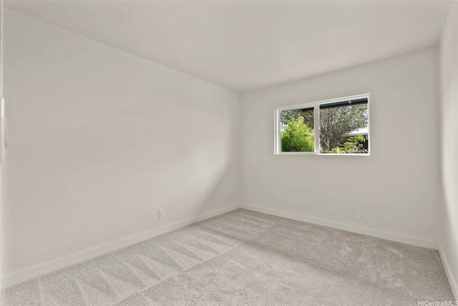 Building Photo - 1210 Hooli Cir