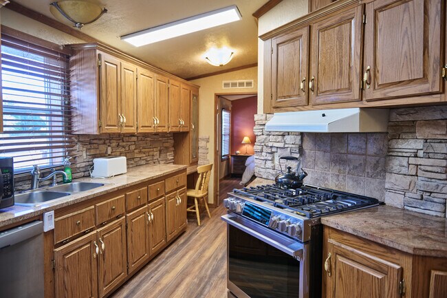 Building Photo - 9314 Guadalupe Trail NW