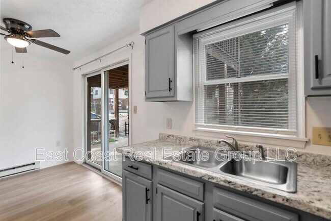 Foto del edificio - 131 Biser St