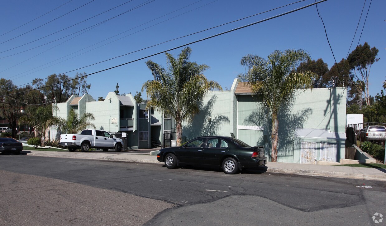 Primary Photo - 4450 Delta St