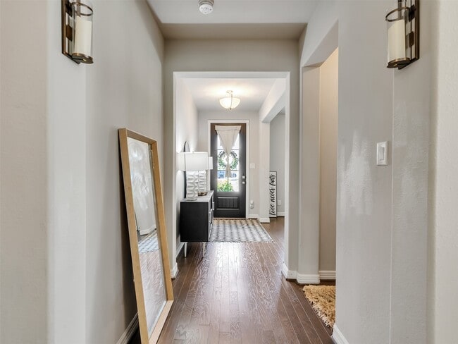Building Photo - 31439 Vly Briar Wy