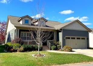 Building Photo - 14 Loftin St