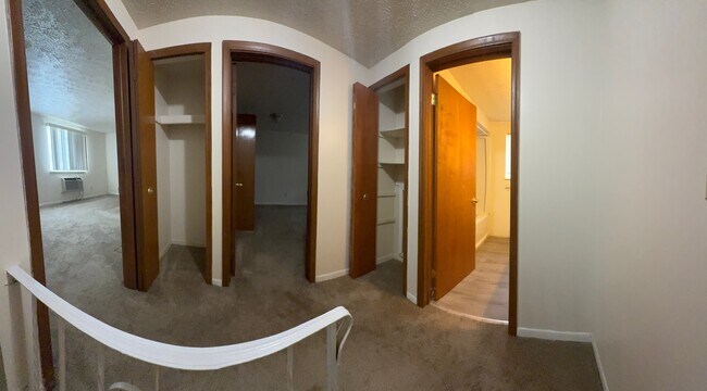 Foto del edificio - 4081 Airport Rd