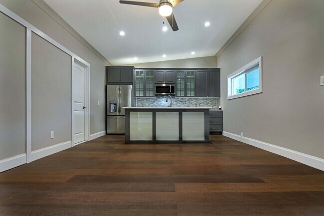 Foto del edificio - 959 SW 18th St