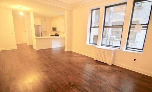 Building Photo - 202 W 58th St