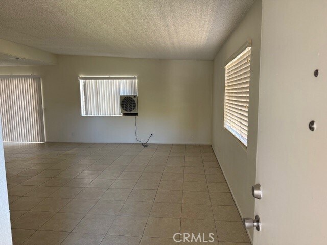 Foto del edificio - 453 E Lancaster Blvd