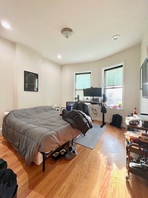 Building Photo - 179 Northampton St