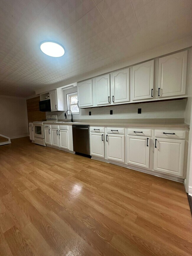 Foto del edificio - 125 E Market St