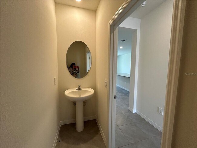 Building Photo - 17550 Crescent Moon Lp