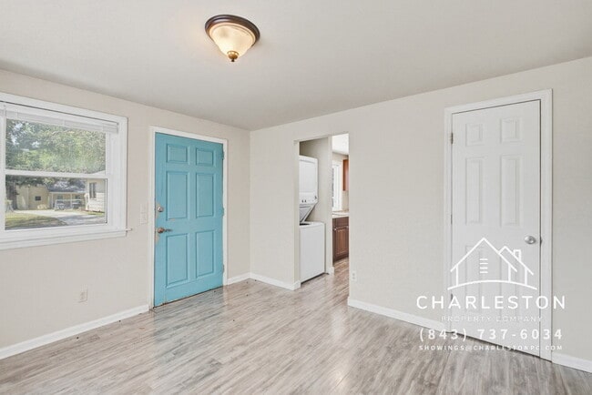Building Photo - 1833-C Orangeburg St - Available Now
