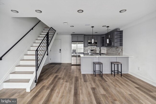 Building Photo - 1930 N 2nd St