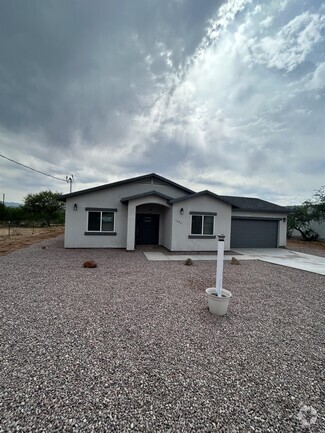 Building Photo - 1850 Calle Mulata