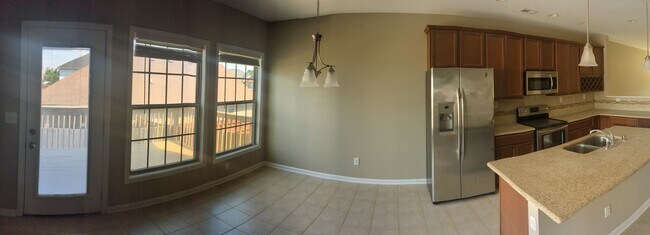Foto del edificio - 1011 Blue Bonnet Ct