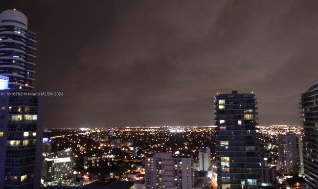 Building Photo - 1080 Brickell Ave
