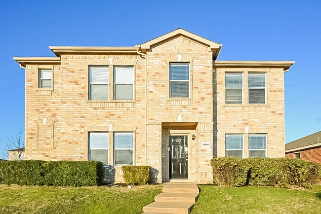 Building Photo - 3008 Southern Hills Ln