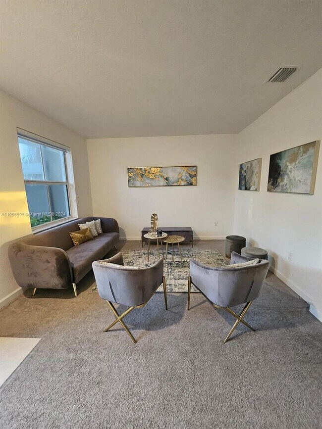 Foto del edificio - 1465 SE 26th Rd