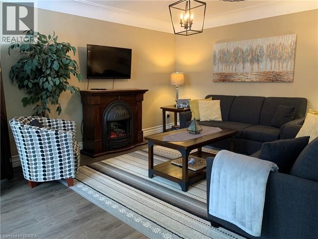 Building Photo - 2532 Governors Rd