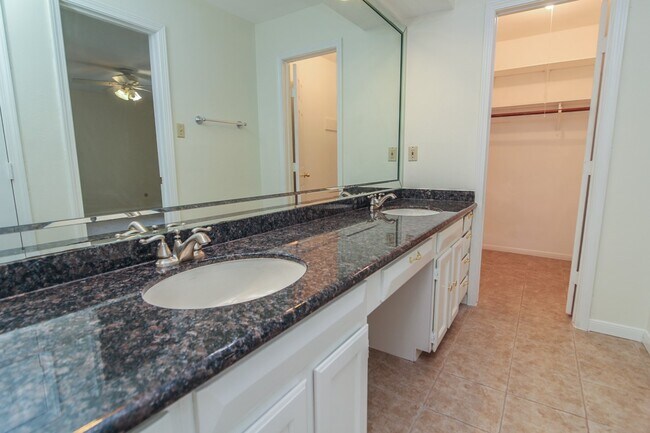 Foto del edificio - 14209 Lost Meadow Ln
