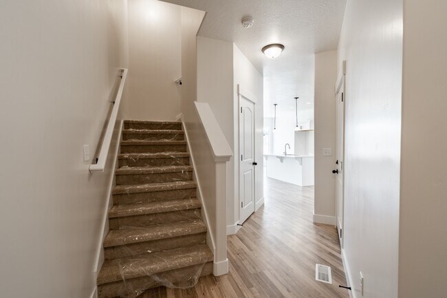 Building Photo - 3934 W 1650 N