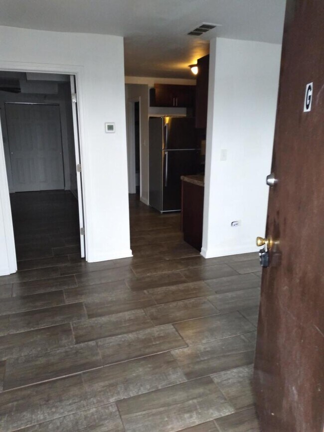 Foto del edificio - 10700 S Roberts Rd
