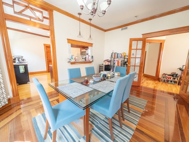 Foto del edificio - 12 St Paul St