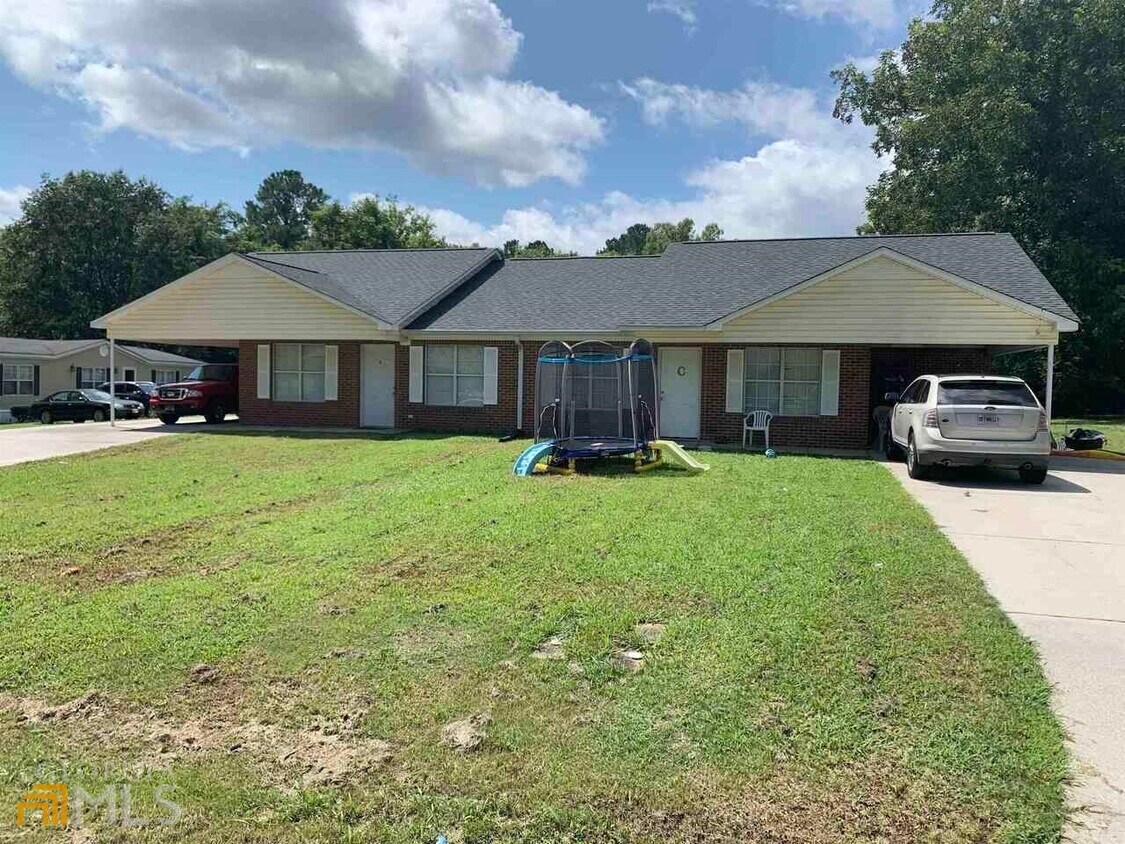 2 Green Acre Rd NE, Rome, GA 30165 Townhome Rentals in Rome GA