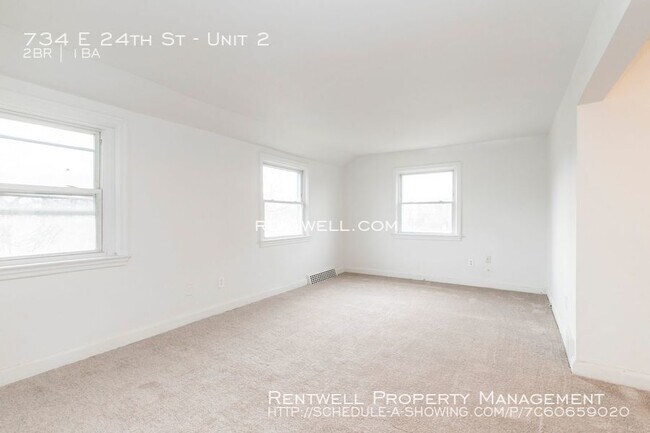 Building Photo - 734 E 24th St
