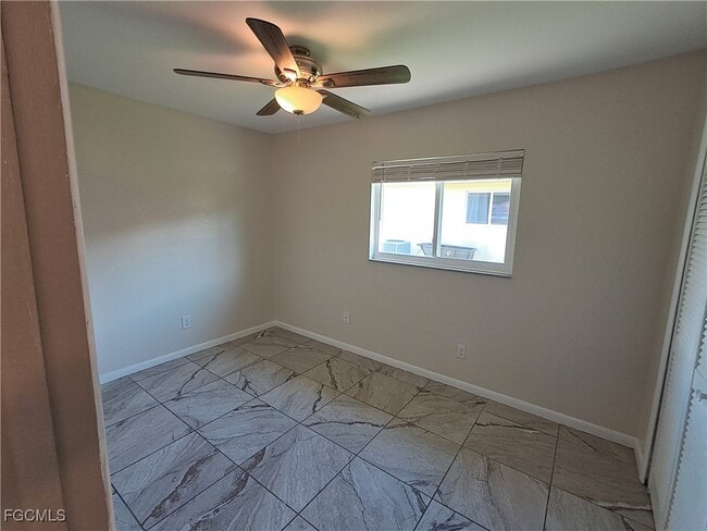 Building Photo - 1238 SE 24th Ave