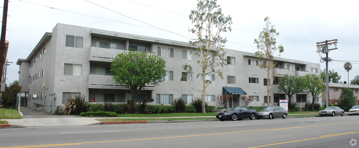 The New Yorker - Apartments in Sherman Oaks, CA | Apartments.com