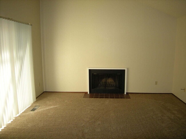 Foto del edificio - Lovely duet with easy access to shopping a...
