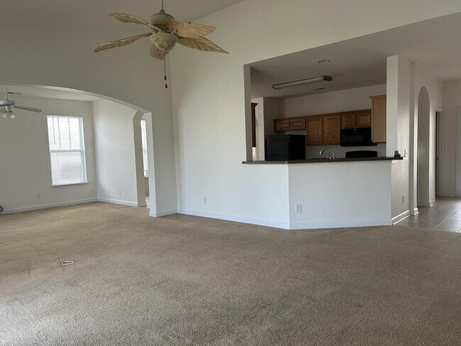 Foto del edificio - 433 Tiburon Dr