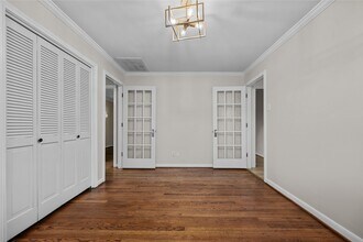 Building Photo - 2210 Nina Lee Ln
