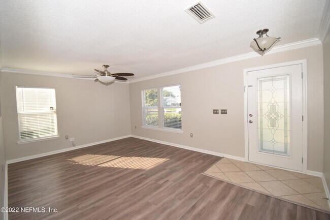 Building Photo - 1210 Dawn Creek Ct