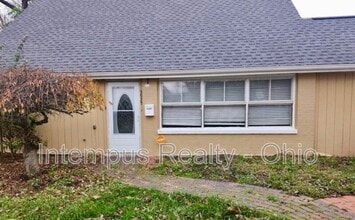 Building Photo - 3925 Irwin Ave