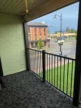 Building Photo - 225 Main St