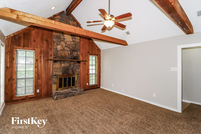 Building Photo - 6120 Briarbend Ln