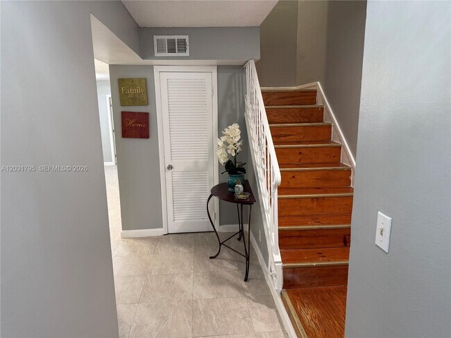 Foto del edificio - 2698 NW 60th Way